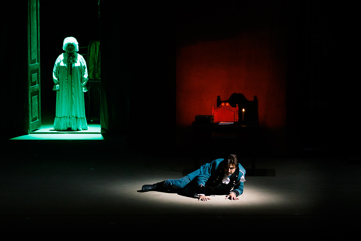 Содружество актеров таганки спектакль. Победа самара театр. Театр эксперимент. Театральная постановка 9. Постановка к 9 мая.